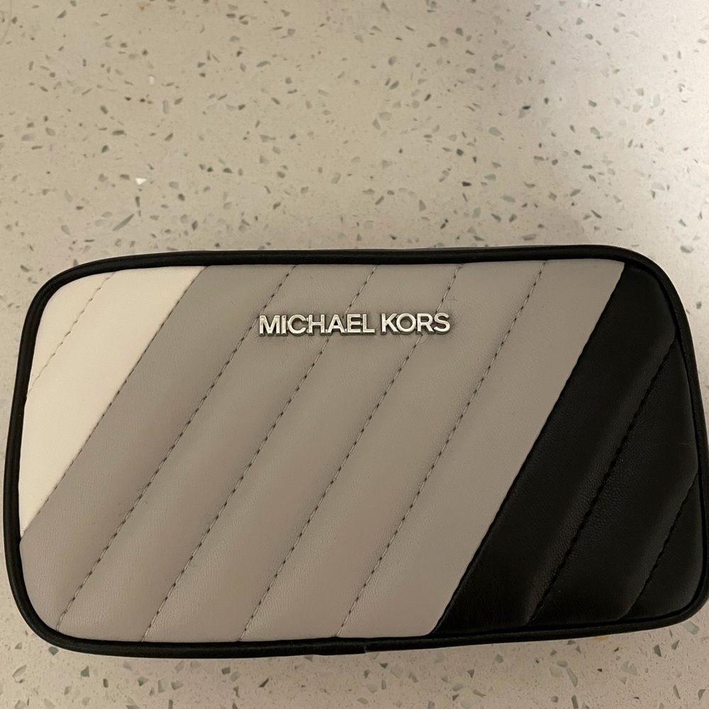 NWT Michael koors tri color belt bag/clutch! So cute and convenient for fall!!